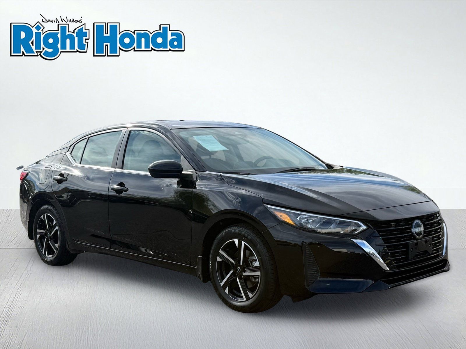 Used 2025 Nissan Sentra SV FWD image 10