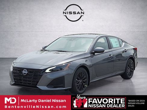 New 2026 Nissan Altima 2.5 SV FWD image 2