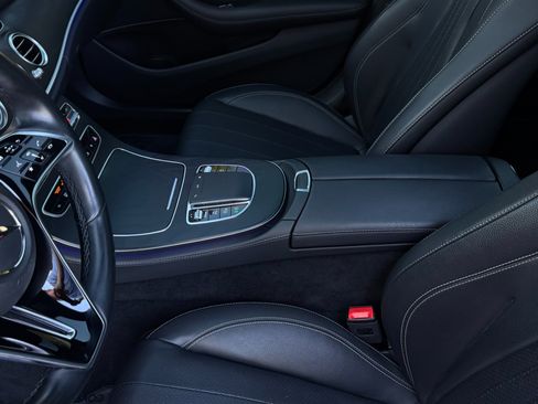 Used 2022 Mercedes-Benz E 350 Sedan image 12