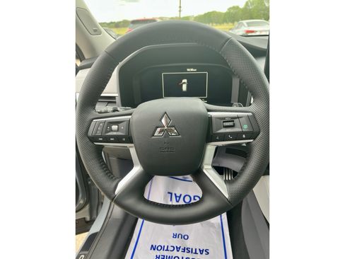 New 2026 Mitsubishi Outlander SEL FWD image 7