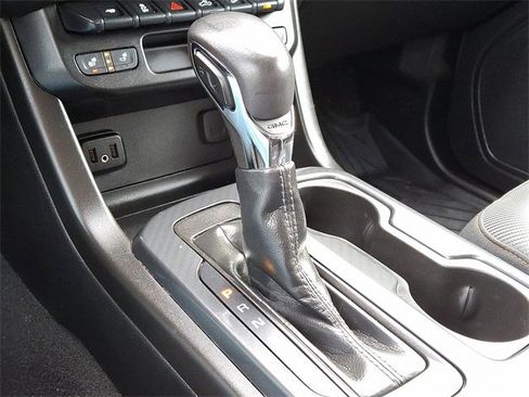 Used 2022 GMC Canyon AT4 image 16