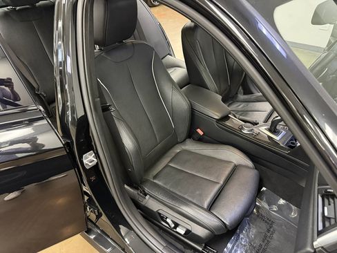 Used 2018 BMW 328d Sedan RWD image 16