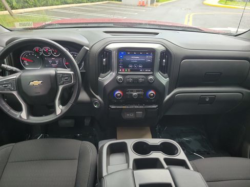 Used 2022 Chevrolet Silverado 1500 LT RWD image 14