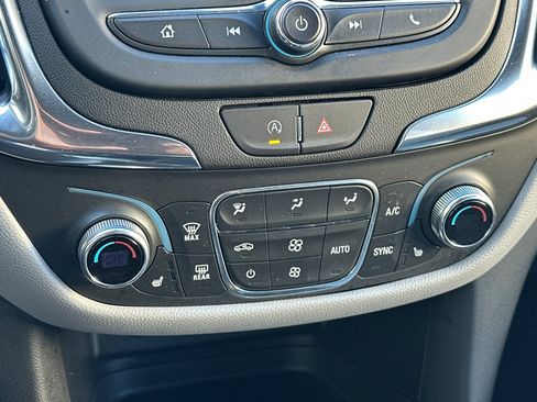 Used 2023 Chevrolet Equinox LT w/ Driver Convenience Package image 20