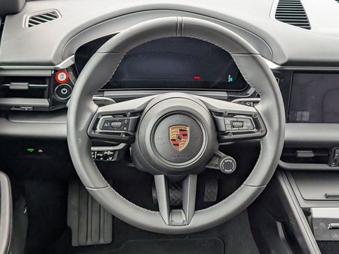 Used 2025 Porsche Macan 4 Electric image 20