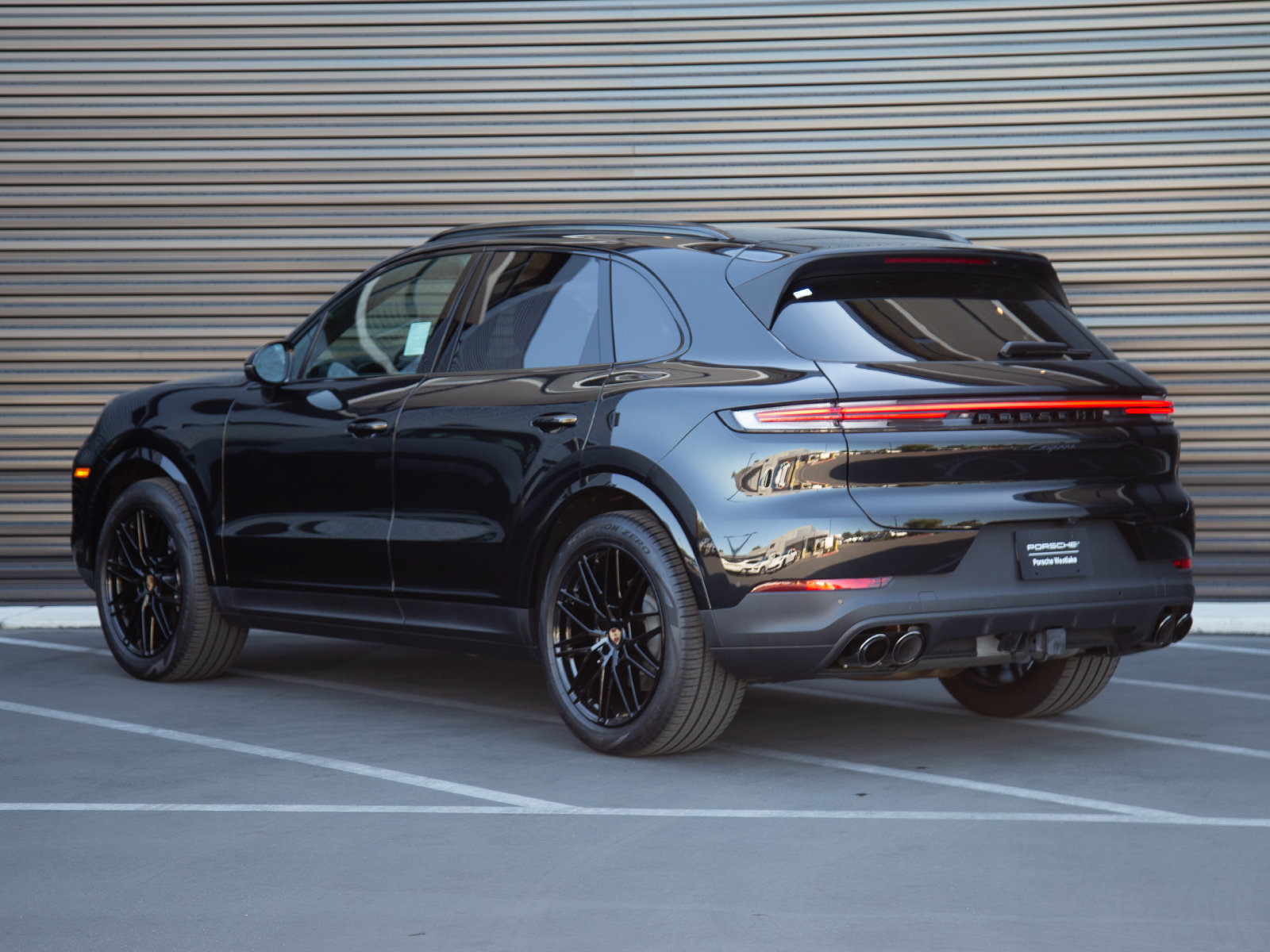 Certified 2026 Porsche Cayenne AWD/4WD image 3