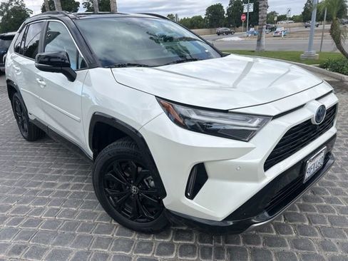Used 2022 Toyota RAV4 XSE AWD/4WD image 1