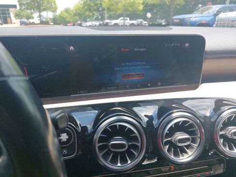 Used 2019 Mercedes-Benz A 220 image 22