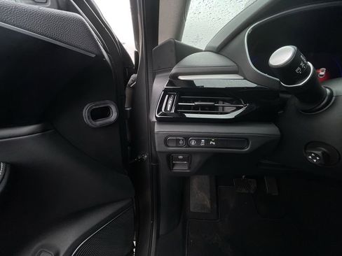 Used 2024 Acura MDX SH-AWD w/ Technology Package image 17