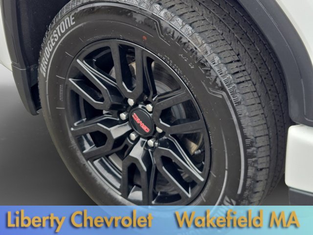 Used 2024 GMC Sierra 1500 Elevation AWD/4WD image 17