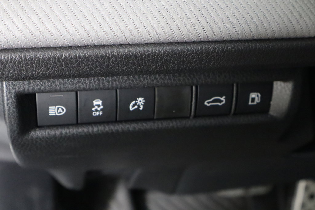Used 2026 Toyota Camry SE FWD image 22