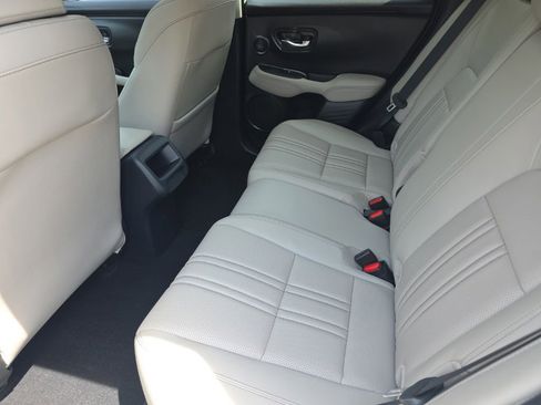 Used 2023 Honda HR-V EX-L image 13