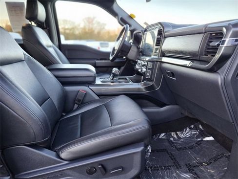 Certified 2022 Ford F150 XLT w/ Equipment Group 302A High image 11