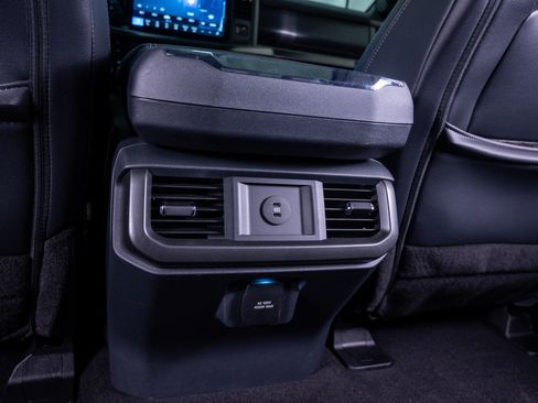 Used 2025 Ford F150 Lariat w/ Bed Utility Package AWD/4WD image 16