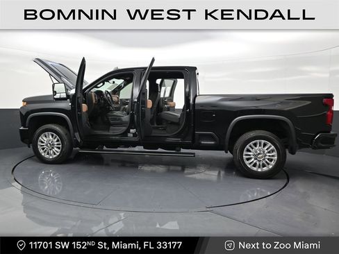Used 2022 Chevrolet Silverado 2500 High Country w/ Z71 Off-Road Package image 30