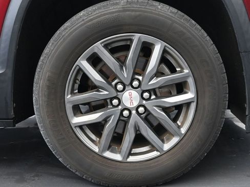 Used 2017 GMC Acadia SLT FWD image 9
