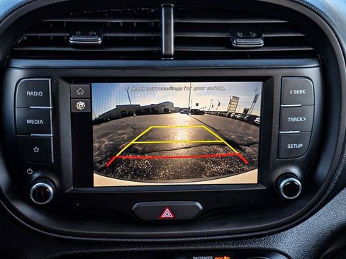 Used 2024 Kia Soul LX w/ Option Group 015 image 16