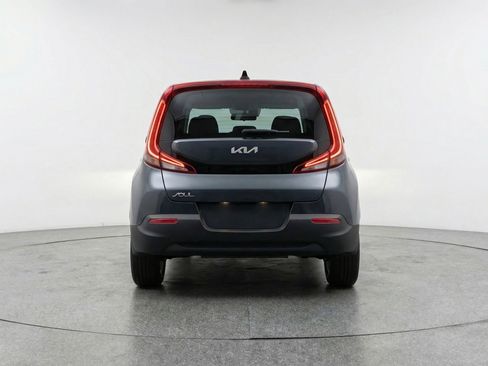 Used 2025 Kia Soul LX w/ LX Technology Package image 7