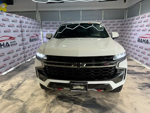 Used 2021 Chevrolet Suburban Z71 w/ Luxury Package AWD/4WD image 4