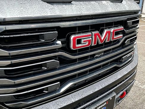 Used 2023 GMC Sierra 1500 AT4 w/ AT4 Premium Package image 30