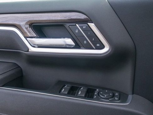 New 2026 Chevrolet Silverado 2500 LTZ w/ LTZ Plus Package AWD/4WD image 19