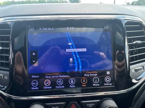 Used 2020 Jeep Grand Cherokee Altitude AWD/4WD image 30