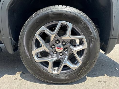 New 2026 GMC Sierra 1500 SLT w/ SLT Premium Package AWD/4WD image 31
