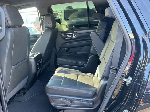 Used 2022 Chevrolet Tahoe RST w/ Luxury Package image 13