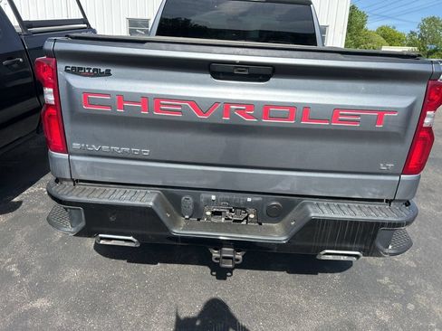 Used 2019 Chevrolet Silverado 1500 LT Trail Boss AWD/4WD image 3