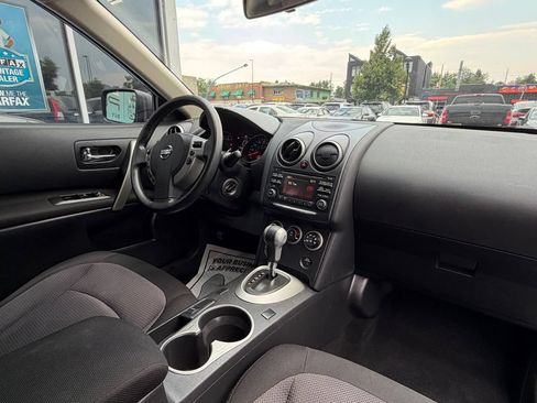 Used 2012 Nissan Rogue SV AWD/4WD image 13