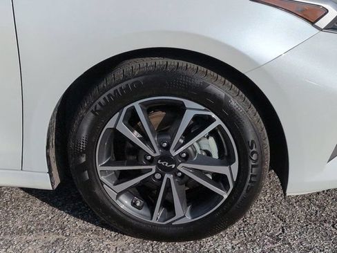 Used 2024 Kia Forte LXS FWD image 10