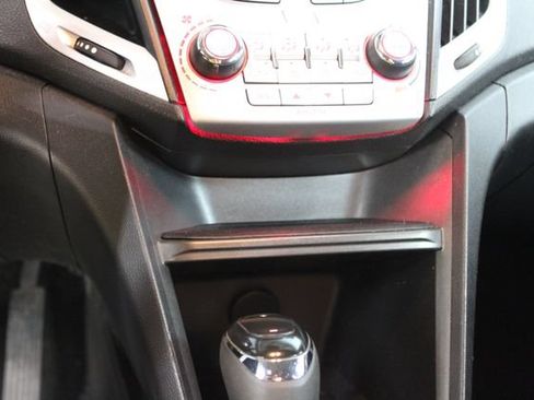 Used 2017 GMC Terrain SLE AWD/4WD image 19