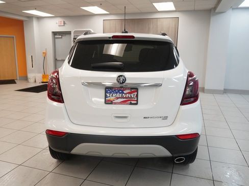 Certified 2022 Buick Encore Preferred w/ Safety Package image 8
