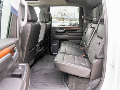 Used 2024 GMC Sierra 3500 Denali w/ Denali Reserve Package image 13