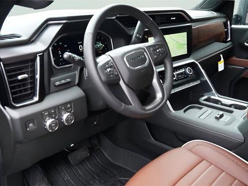 New 2026 GMC Sierra 2500 Denali Ultimate w/ Max Trailering Package image 10