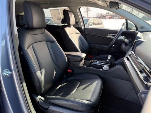 Certified 2023 Kia Sportage EX image 20