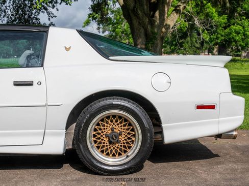 Used 1989 Pontiac Firebird Trans Am image 5