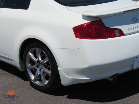 Used 2004 INFINITI G35 Coupe w/ Premium Pkg RWD image 16