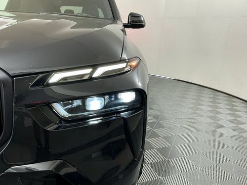 Certified 2024 BMW X7 xDrive40i w/ M Sport Package AWD/4WD image 5