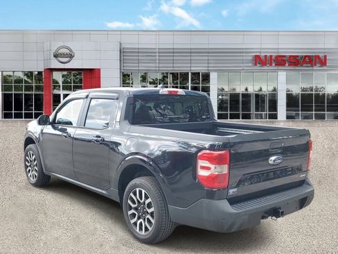 Used 2024 Ford Maverick Lariat image 7