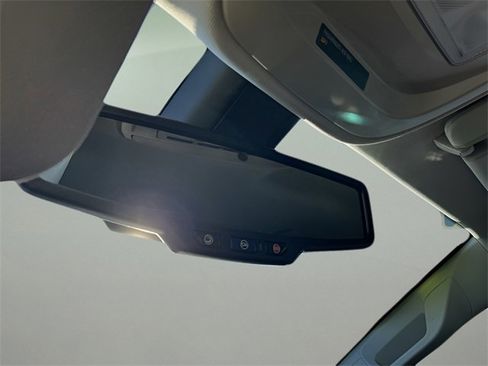 Used 2018 GMC Canyon SLT w/ Driver Alert Package image 25