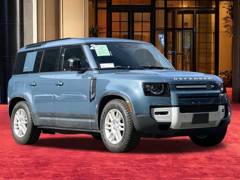 Used 2022 Land Rover Defender 110 S image 8