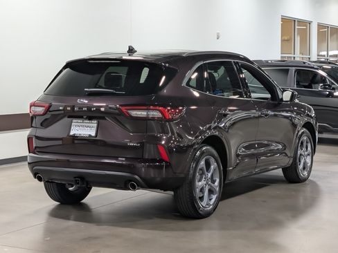Used 2023 Ford Escape ST-Line Select w/ Class II Trailer Tow Package AWD/4WD image 3