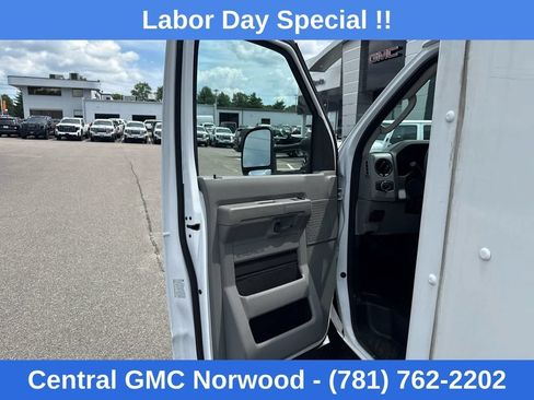 Used 2024 Ford E-350 and Econoline 350 Super Duty w/ Power Windows & Locks Group RWD image 15