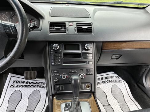 Used 2009 Volvo XC90 3.2 image 15