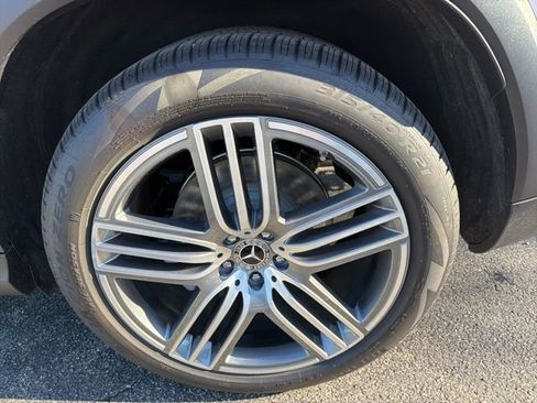 Certified 2026 Mercedes-Benz GLS 450 4MATIC image 22