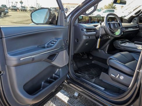 New 2025 Lincoln Navigator Reserve w/ Jet Appearance Package image 31