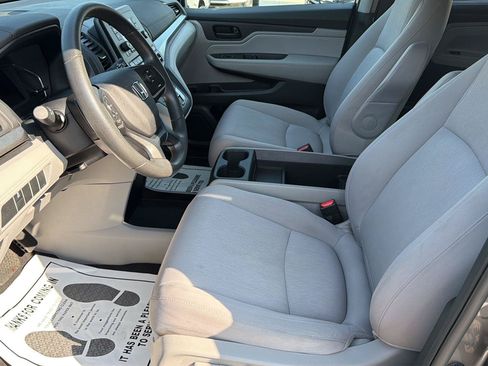 Used 2019 Honda Odyssey LX image 12