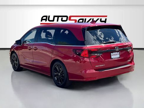 Used 2023 Honda Odyssey Sport image 5