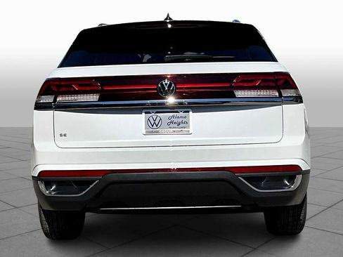 New 2026 Volkswagen Atlas Cross Sport SE image 4